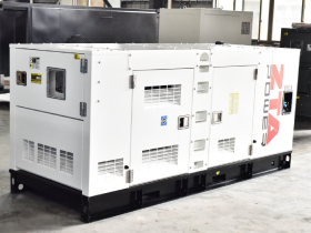 ما هي الاختلافات بين جهازي استقبال الصوت والفيديو Stamford AVR MX321 و MX341؟